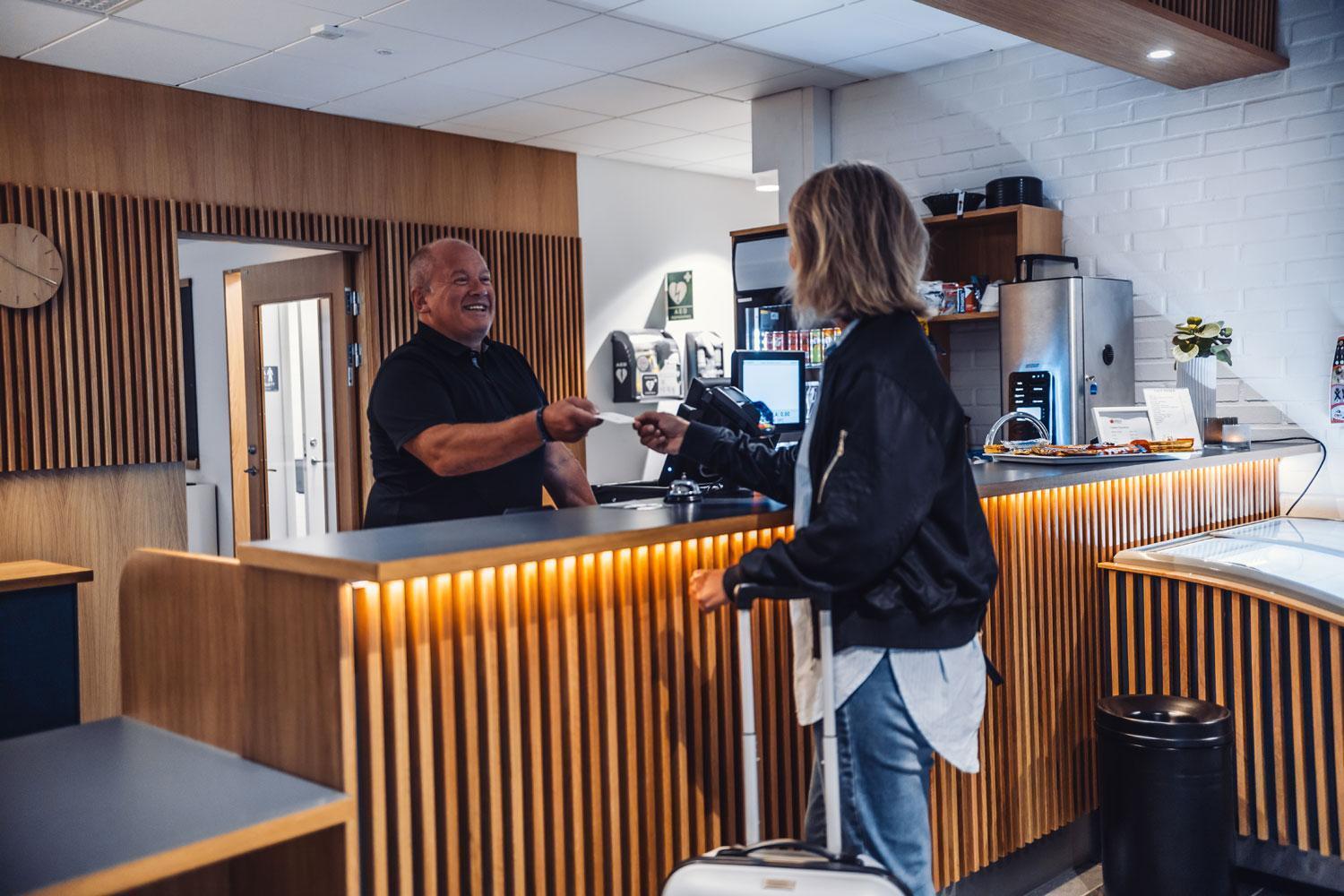 Aedelfors Hotell & Konferens Holsbybrunn Bagian luar foto