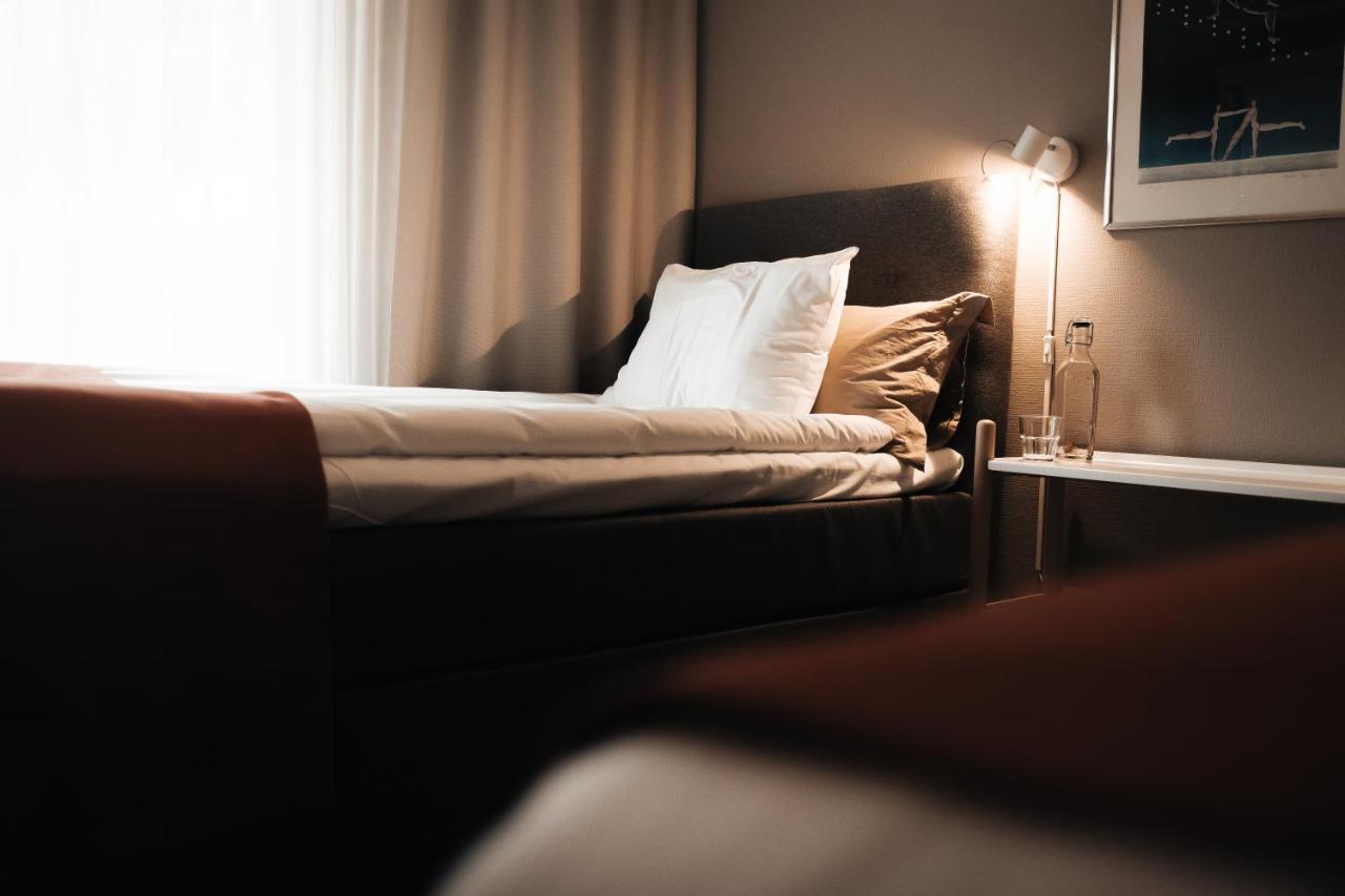 Aedelfors Hotell & Konferens Holsbybrunn Bagian luar foto